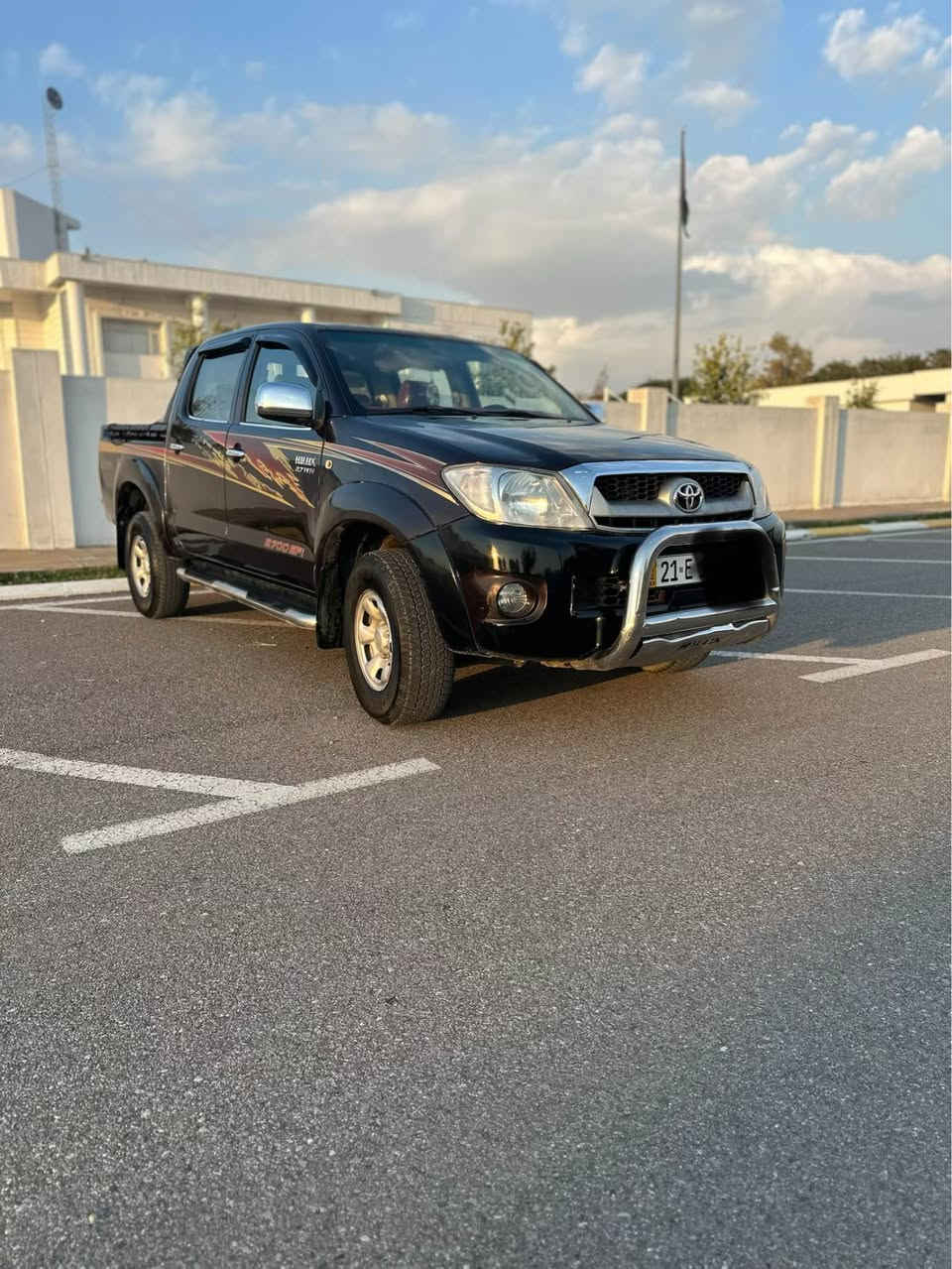 تیوتا مەرزی سعودی بتل 2006سەنەوی تازەیە تاوەکو 2029بی بۆیاخ بەس دەرگای دووای گولیکی هەیە مەسروفی نیە بی نوقاسانی جوار تایەی لۆکی مەکینەی کراوتەوە سعری ١٣٥$گەلا قفل لەگەل ریز ئەگەر مشتەری نیت سەرمان مەیشینە هەموو زانیارکم نووسیوە***********شوین کەلار كالار, السليمانية
