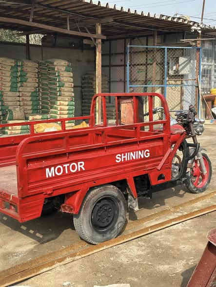 السلام عليكم ستوته مديل 12  رقم كربلاء كامله مكمله السعر 1.200مكاني حيدريه خان النص الاستفسار ***********
