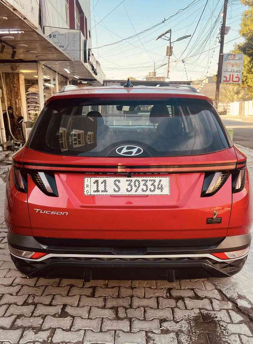 توكسان  2022 فئة SEL
‏
‏
‏   
‏السيارة فول ماعدة فتحة سقف 
‏بغداد رقم دولي
‏ فحص وهزة. جاهز
‏ وارد أمريكي 
‏قطعة وحدة ربع بند صور الحادث موجودة بالمنشور السيارة نظيفة وجاهزة مكينة 2.5L تحتوي على بصمة تشغيل وتشغيل عن بعد كشن كهرباء مع تدفئة شحن لاسلكي رادار أمامي وخلفي وجانبي نظام النقطة العمياء مانع تصادم أمامي وخلفي مانع انزلاق أوتو هولد خمسة أنظمة قيادة هاند بريك إلكتروني تبريد قطعتين  لايتات LED عدسة زينون بلادي شاشة مع كاميرا خلفية دوارة تحديد مسار مثبت سرعة وتحكمات على الستيرن 
‏📍 العنوان: بغداد الشالجية   
‏ 📞 للاستفسار ***********
‏
‏ السعر 182
‏
‏ ‏
