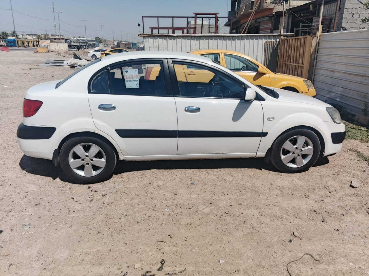 ​🚗 كيا برايد خليجي 2008 للبيع
المواصفات العامة:
​نوع السيارة: كيا برايد (Kia Pride SLX)
​الموديل: 2008
​المحرك: 1.6L (محرك قوي واقتصادي)
​المواصفات: خليجي
​الرقم والسنوية: رقم بغداد ألماني (حرف إنجليزي) - بإسمي وجاهزة للتحويل
​🛠️ حالة البودي والسيارة:
​الجاملغ الخلفي: مصبوغ
​الجاملغ الأمامي: مبدل أصلية
​باقي السيارة بحالة ممتازة ونظيفة كما موضح بالصور.
​💰 السعر والمكان:
​السعر المطلوب: 76 ورقة (7,600$) وبي مجال بسيط للطيبين
​العنوان: بغداد - أبو غريب / حي الرسالة
​📞 أرقام التواصل:
​📱 ***********
📱 ***********
