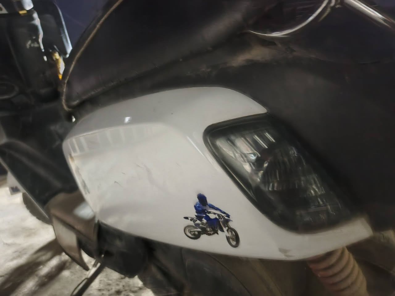 دراجه بوليس مسطره للبيع  اشاير جديد +كلجات رياضيه شلعه معدل دراجه نضيفه مكينة تجفيت جديد جفتته يم ابو التكبر ب120 ضمان بي ال تجفيت سنه مكفوله دراجه نكره سليطف بكل وقت اكسن جديد تاير خلفي جديد دراجه الله شاهد عايفه بيت شغل فقط دراجه تاخذه مني وين متريد روح السعر 550 وبيه مجال حك الجيه العنوان بغداد مدينة الصدر رقم الهاتف ‏‪***********‬‏ متواجد واتساب
