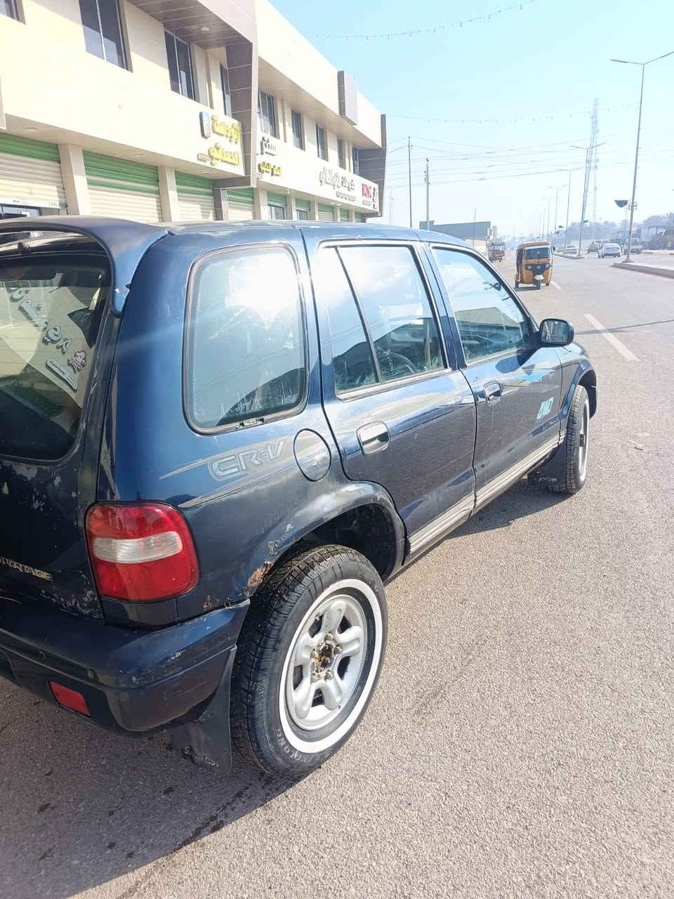 سلام عليكم
للبيع فقط (بدون مراوس):
كيا سبورتاج موديل 1993
اللون: نيلي
المحرك: 2000  بلادي
الكير: عادي

السيارة خالية من الغرامات ومصفّرة
رقم بغدادالدولي الجديد
– تحويل فوري ثاني يوم
السعر: 38ورقة وقابل للتفاوض البسيط مكان السيارة ديالى خان بني سعد 
للتواصل على الرقم فقط:
***********
