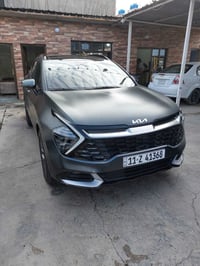 للبيع كيا سبورتج 2023 هايبرد برستيج فول لون السياره طافي مات  حادث بسي...