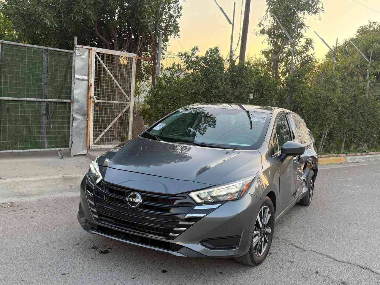 للبيع 
نيسان فيرسا 2025 SV
السعر 107 بيها مجال بسيط 
 • الموديل: 2025
 • الممشى: 26 الف ميل 
 • اللون: (رصاصي)
 • قير: أوتوماتيك
السياره حادثها فقط باب وهلال جاملغ فقط 
السعر: 107 
للاستفسار 
***********
*********** 
العنوان 
بغداد حي الجامعه بغداد, العراق
