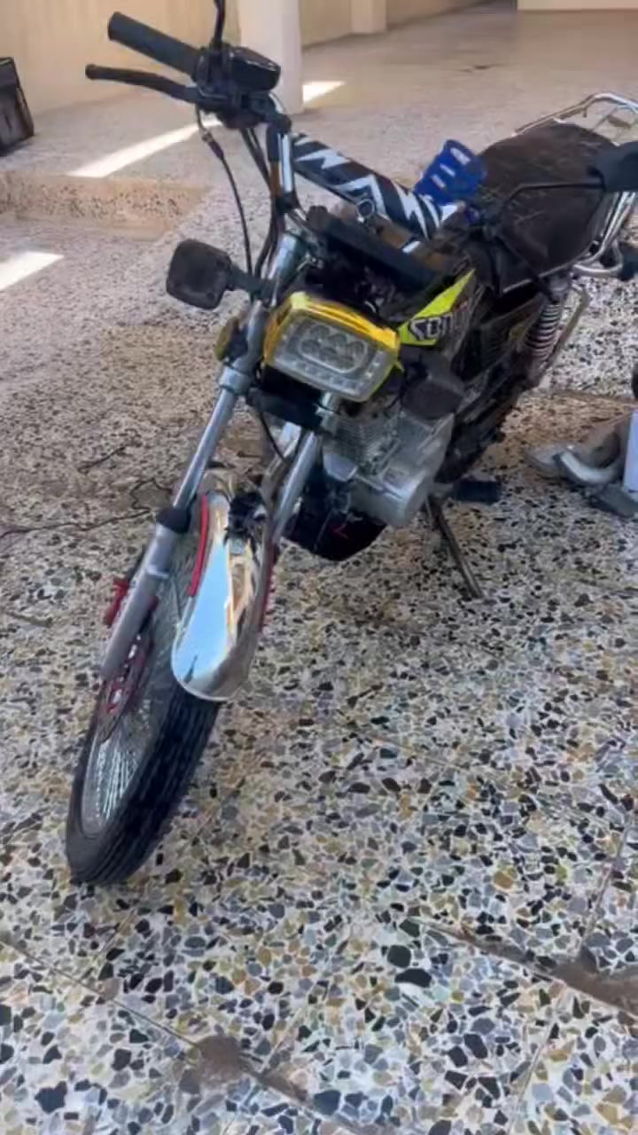 دراجة للبيع موديل 2024 نظيفة
محرك كير كهربائيات شرط  متروكة فترة قليلة  المكان تكريت  ***********
