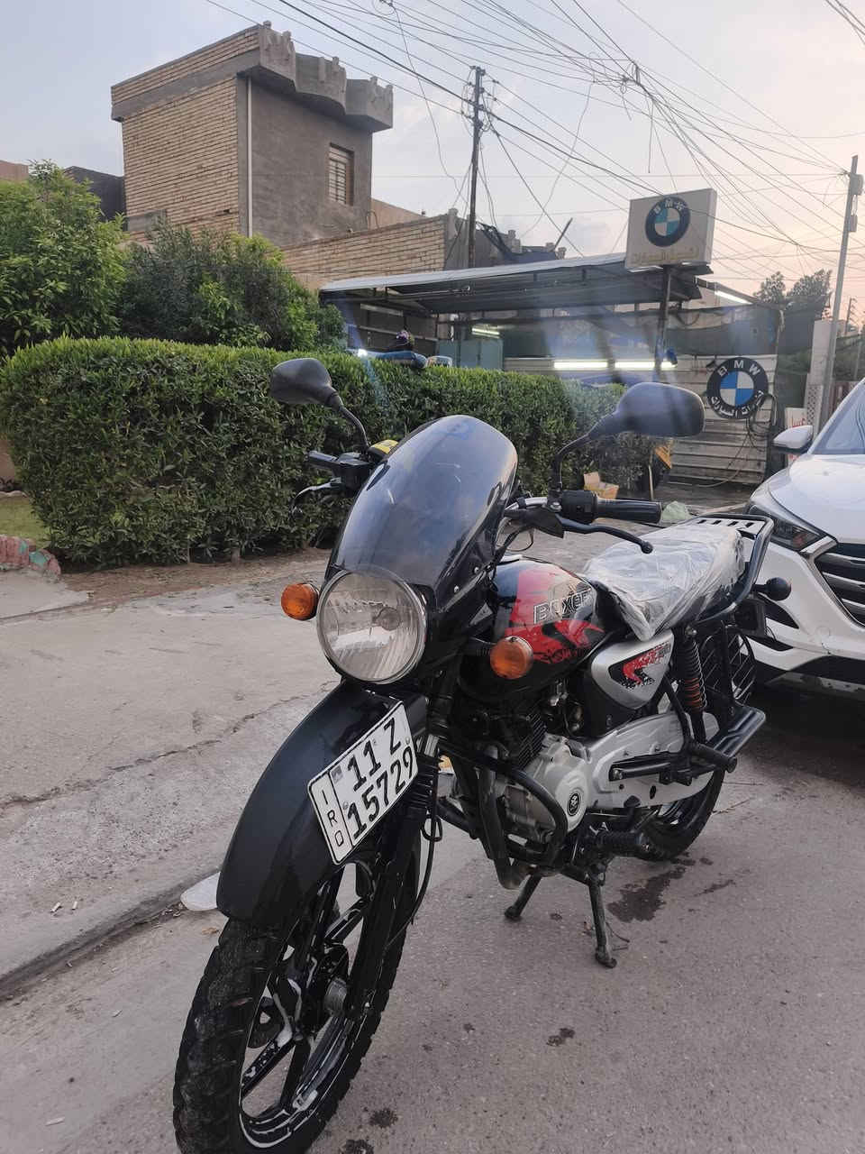 السلام عليكم بوكسر للبيع موديل ٢٠٢٣ دراجه بعدها جديده دراجه أسمي تحويل ثاني يوم هزه جديده سعرها 2مليون و٦٠٠ بيها مجال للشراي دراجه جديده معنه كلمه العنوان بغداد الغزاليه هاذ رقمي ***********
