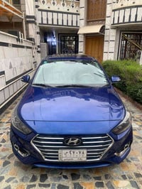 للبيع فقط هونداي اكسن موديل 2022 رقم بغداد بسمي  فول مواصفات فتحه بصمه...