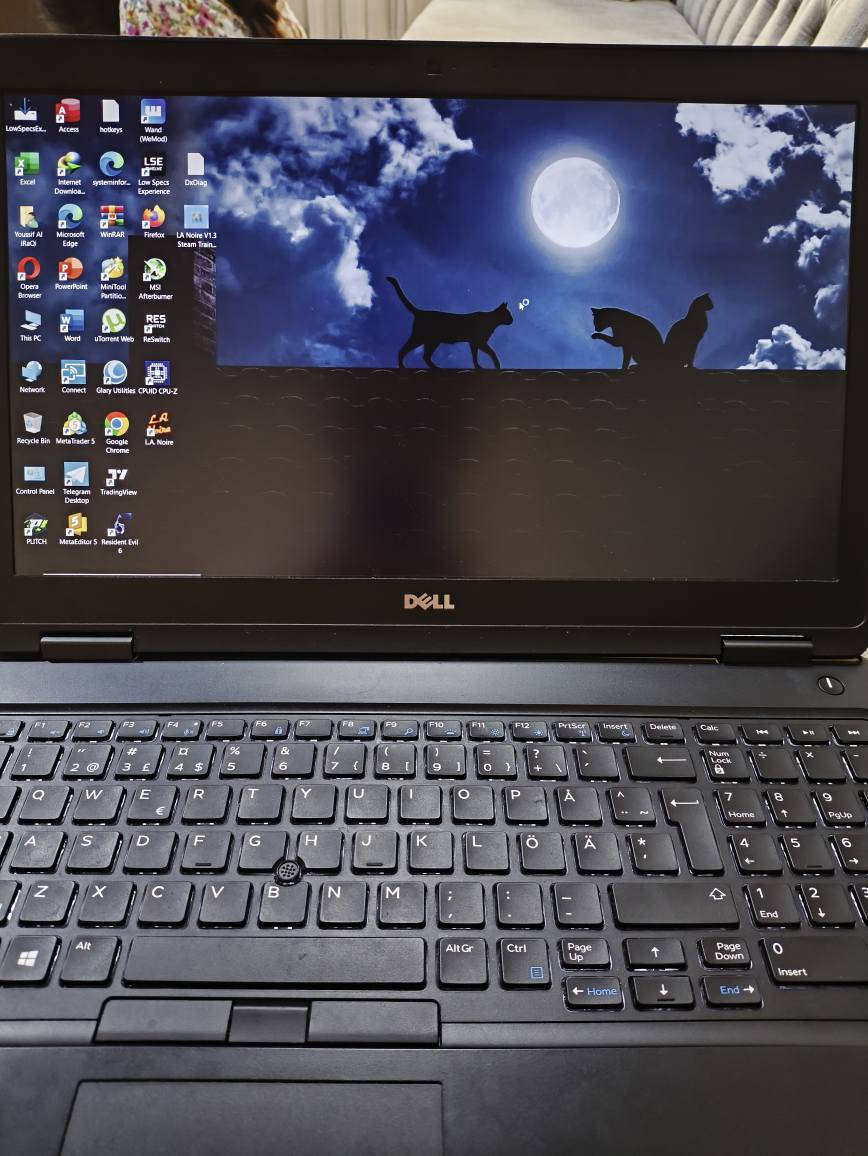 لابتوب Dell نظيف بدون اي عطل غير مفتوح مع شرط وضمان . 
150 الف وبي مجال كركوك, العراق


**إذا كنت صاحب هذا الإعلان وتريد حذفه لأي سبب، رجاءا أرسل رسالة إلى الدعم الفني**