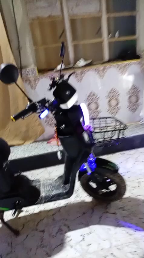 السلام عليكم للبيع 2026 جديده باترياتها جدد السعر 450 💵🔒 مكان حيانيه شراي خاص 💌🌿


**إذا كنت صاحب هذا الإعلان وتريد حذفه لأي سبب، رجاءا أرسل رسالة إلى الدعم الفني**