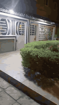 من رخصت الادمن المحترم
االسلام عليكم ورحمة الله وبركاته 
دار للبيع دور حمادي شهاب قرب القوس مساحة ٢١٦ متر للأستفسار الاتصال على الرقم (***********). يوجد واتساب
