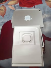 ايباد ١١ • A16 • ١٢٨