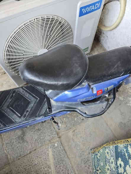 دراجه حجم ١٦ مستعمله قليل اخت الجديده فقط بيهة ٢ بطاريه ضعيفه سعرهن ٥٠ الف السعر ٣٠٠ الف مكان الخالص ***********
