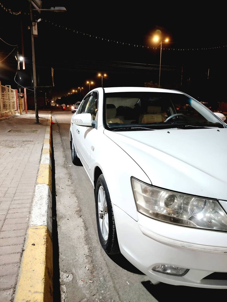 السلام عليكم
سوناتا 2009
وارد كوري 
مكينة 2400
4 دسك 
اي بي اس 
شاشه 
تحكم ستيرن 
مري شفط 
تبريد ثلج
تايرات باتري جدد
السياره فول عده الفتحه رقم اربيل بسم كردي  بيها جاملغ مصلح والباقي مكفوله كير مكينه كله
(110) وبيها مجال 
 مكاني بالنجف ***********
