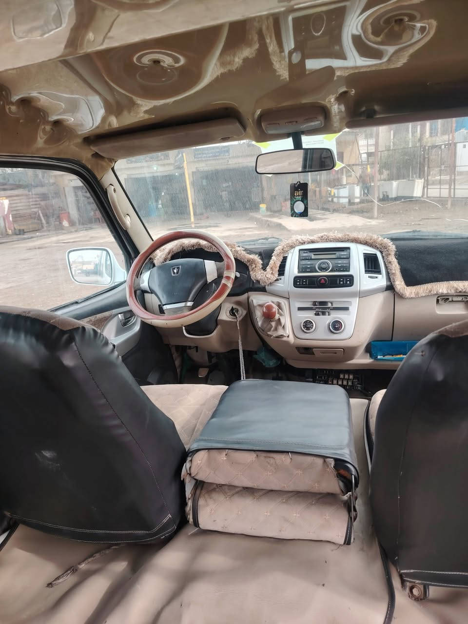 سلام عليكم جنبي لبيع 2012 مكينه ثريواي لا تنقيص لا تبخير سياره نضيفه دوشمه جديده صدر جديد سنويه بسمي ل 2027 مصفره لهيه غرامه على عليه بس ميتين ينزلن من سعره سياره مال عيشه كهربات كله شغاله ما متواجد عل فيس *********** سعره 69 بيه مجال حك جيه
