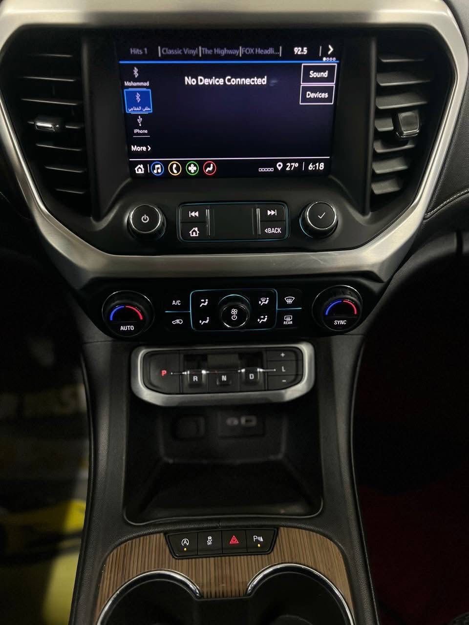 _____________________________
✅اسم السيارة : جي ام سي اكاديا SLE
✅الموديل :  2021 
✅رقم السيارة : رقم اربيل تحويل ملكية او وكالة حسب الرغبة 
✅الضرر : الجاملغ الامامي الايسر و البنيد 
✅عداد المسافة : 98  الف كيلو 
✅الايرباكات : بدون ضرر ايرباك
_____________________________
🔻1-حجم المحرك 6 سلندر 3600
🔻2-ويل كب حجم 20 مع طقم تايرة 🔻بحالة ممتازة 
🔻3-بصمة ابواب و بصمة تشغيل و تشغيل 🔻عن بعد 
🔻4-لايتات زينون عالي ناصي اصل   
🔻6-كشافات دعامية 
🔻7-حساسات امامية خلفية اصل 
🔻8-اشارات في المرايا الجانبية
🔻9-رادار جانبي 
🔻10-جنطة كهرباء  
🔻11-غرفة السيارة مخمل اسود
🔻12-تحكم كهربائي لمقعد السائق 
🔻13-تحديد مسار
🔻14-رادار امامي مانع للتصادم 
🔻15-تدفئة المقاعد الامامية فقط
🔻16-تحكم ستيرن جهتين متكامل
🔻17-شاشة كبيرة الحجم للتحكم بكافة الايعازات
🔻18-كامرة خلفية 
🔻19-السيارة سبعة راكب مع 3 قطع تبريد
 



_