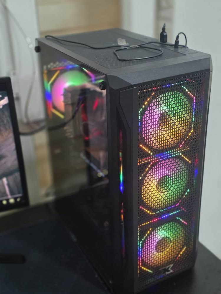 Setup kaml
Moniter+case+mouse+keyboord
Moniter:HP-compaq LA220 75 FPS
Mouse HP normal
Keyboord lenovo
CPU : Cori 7-7700
GPU : EVGA GTX 1070 (8GB)
Ram : 16GB croosir 
Hard 1 : 500GB SSD health (96)
Hard 2 : 1TB segate health (100)
Power supply 550 Watt bronze
6X Fan (new) 
زۆر خزمەت کراوە و زۆر بەقوەتە هەموو پارچەکانی مارکەن
بە زەمانی ٧ ڕۆژ ئەیفرۆشم ... دوای ١٠ دەقە تێستی فورمارک ٧٣ پلەی گەرمی ئەیات خاو بونەوەی نیە بە هیچ جۆرێک ...... مۆنیتەرەکە ڕۆتەیت ئەکرێ بە درێژی و بە پانی ئیشی پێ ئەکرێ
بەم یاریە قورسانەی تیایەتی تاقی کەرەوە 👇🏼👇🏼👇🏼👇🏼👇🏼

Resdinet evil reqeum
Resident evil 4 remake
Forzay 6
Tekken 8
Border land 4
It takes two
Mafia the old country 
Qfli 650 hazar be mamala السليمانية, العراق


**إذا كنت صاحب هذا الإعلان وتريد حذفه لأي سبب، رجاءا أرسل رسالة إلى الدعم الفني**