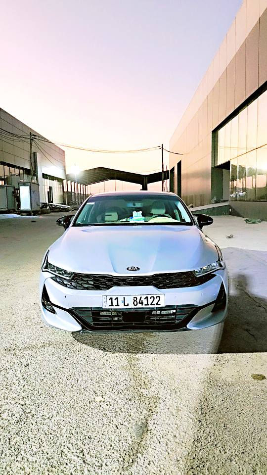 K5 خليجي موديل 2021 
اللون سيلفر 
رقم انجليزي بغداد باسمي 
المحرك 2500 
المواصفات/
بانوراما بصمه تشغيل وابواب تشغيل عن بعد جنطه ذكيه تفتح عند الاقتراب حساس امامي خلفي كاميرا اماميه خلفي تبريد قطعتين مري شفط بشاير بالمري تحكم كامل لمس ماشيه 70 
السعر168 وبي مجال موبايل *********** السيارة نضيفه ومامتعوبة النجف, العراق
