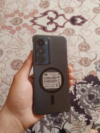 ايتل 100 • ٢٥٦ • بطارية ٥١٠٠