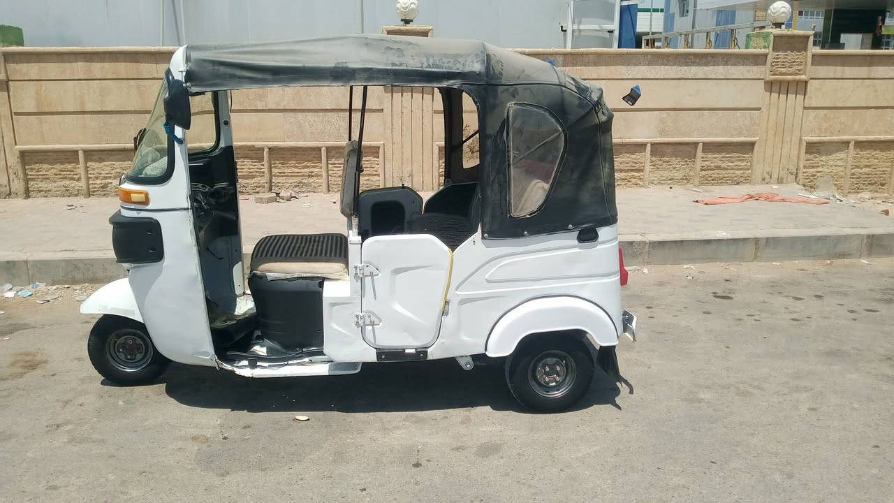 تكتك للبيع. 21بيه طخات بصيطه  جاهزه من كلشي محرك مجفته السعر 6ملاين و700الف وبيه مجال المكان الرفاعي الاستفسار ***********
