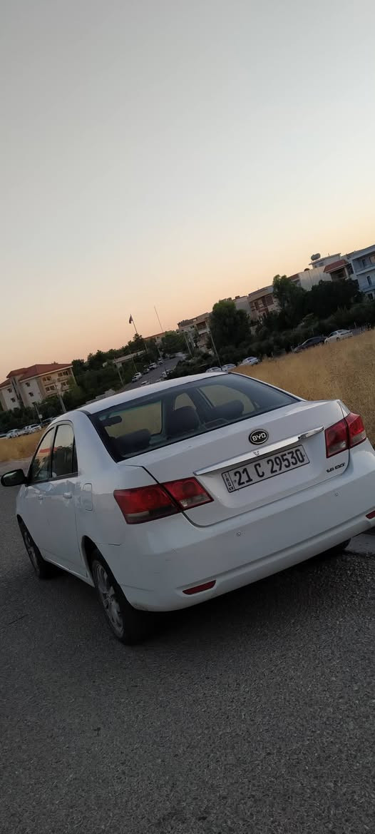 Byd مۆدێل 2014
فول مواسەفات
مەکینە 18
133 هەزاری حەقیقی ڕۆیشتووە
بەسمە
سڵایت
حاسە
بلاجکتۆر
سوکان فۆلیۆم
سەنەوی بەسەرچوە
تاییەی تازە 
بێ تەقەو ڕەقە زۆر توند و تۆڵە
چوار پارچەی لای سایەقی بۆیاغە
گێڕ و مەکینەی بەشەرت
سعر 55 گەڵا 
*********** السليمانية, العراق

