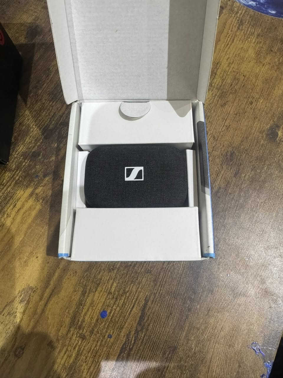 السلام عليكم 
ايربودز
SENNHEISER
MOMENTUM
True Wireless 3
نضافة 100 
اخوان اليربودز ما تربط عل موبايل ليش ماعرف 
فحم 25 ألف


**إذا كنت صاحب هذا الإعلان وتريد حذفه لأي سبب، رجاءا أرسل رسالة إلى الدعم الفني**