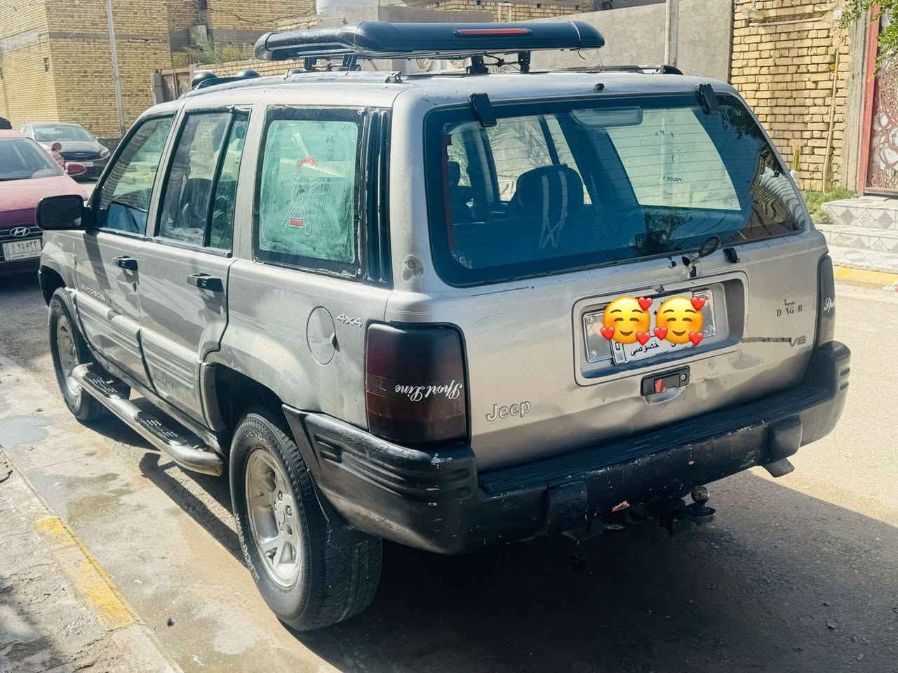 جيب شيروكي للبيع موديل 1997 رقم ديالئ مشروع وطني مداور ثاني يوم سنويه لل2028
كير ومكينه 2500 نضيفات 
طخم تاير ويل كب 
عنبار وبريشر وراديتر وباتري جدد
كهربائيات كلها تشتغل 
حداديه جديده 
دواخل نضيفه 
ترايك وين ماتريد
السعر. 33 وبيه مجال
مكان السياره الناصريه المركز
للاستفسار ***********
