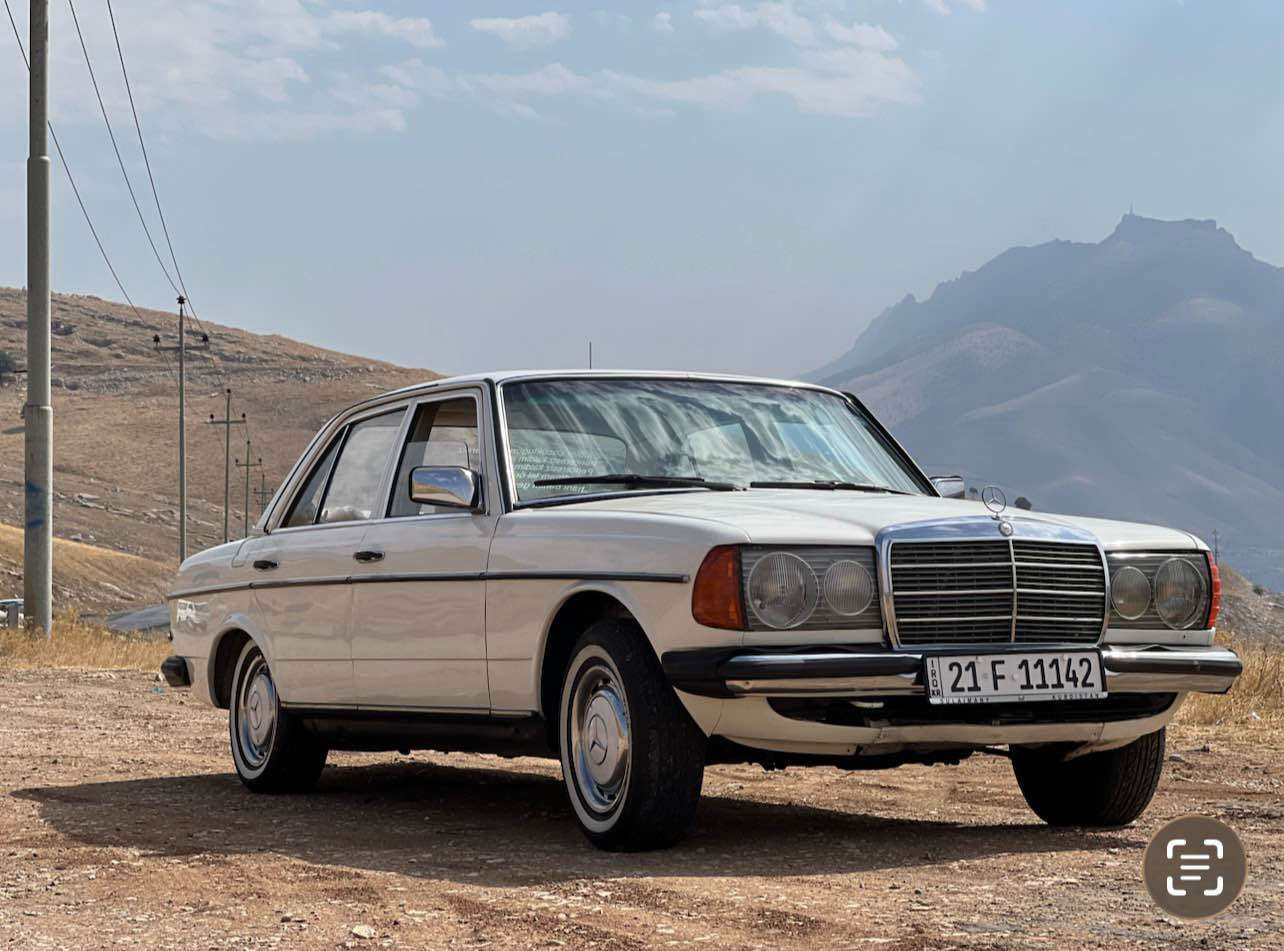 مارسیدس ١٩٨٢زۆر پاک ماوە هەمو گیانی بە شەرت گەرمی تەبرید تۆماتیک عیزام نیە بە عیزام دەیفرۆشم لێدراوی نییە سەیارەکی زۆر پاکو خۆشە نرخی ٧٠$
ژمارە مۆبایل *********** أربيل, العراق
