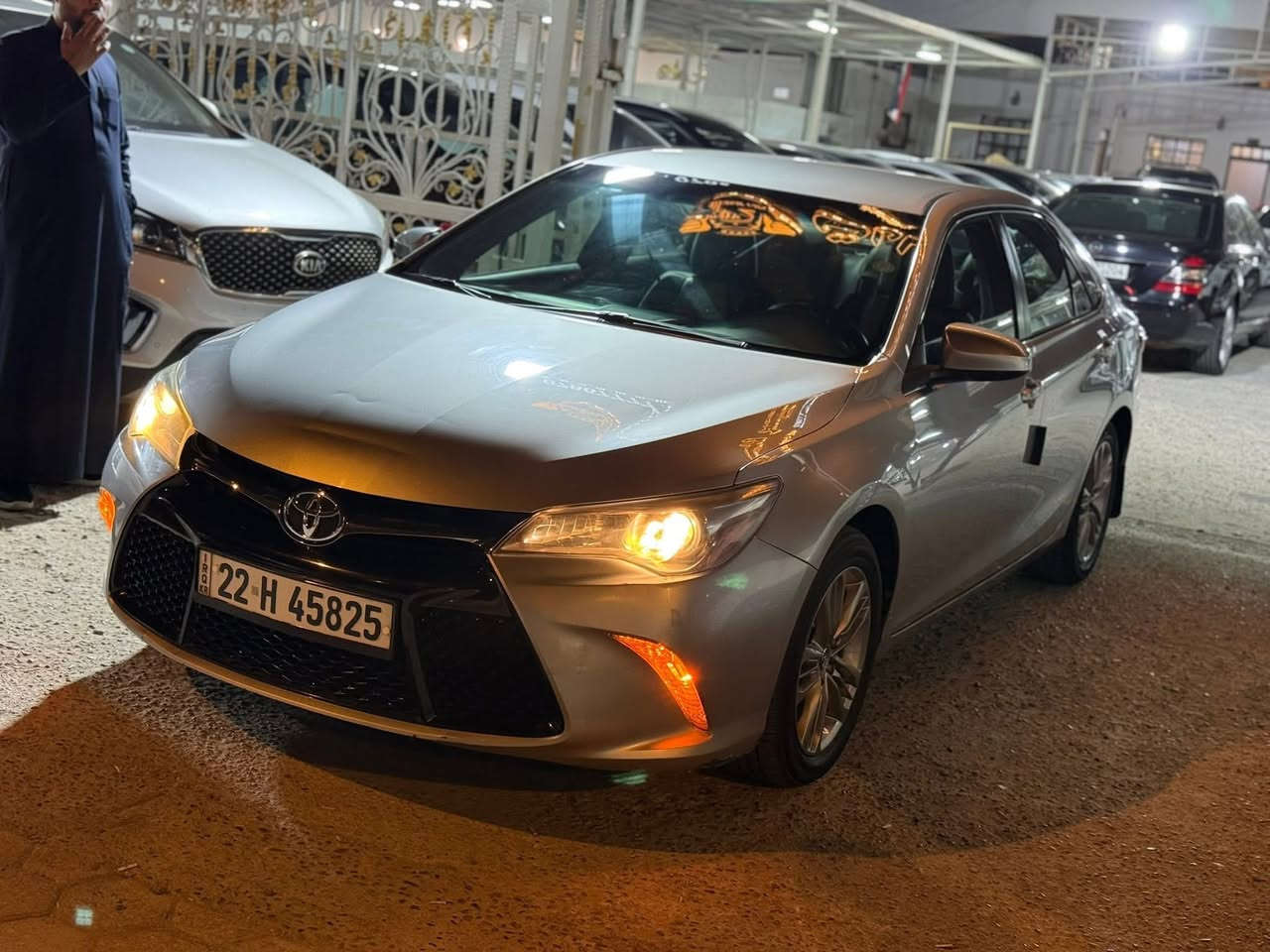 السلام عليكم كامري se
رقم اربيل تحويل مباشر 
محرك 2500 تنفس طبيعي 
ماشيه 165 كيلو 
سياره بيها جاملغ خلفي صبغ والصندوق 
سياره نضيفه 
مواصفات SE
تخم تاير ،ويل كروم ، محرك كير كفاله ،شاشه ، كشن كهربائي ،تحكمات ، كأمره خلفيه ، شفتات ،
وباقي المواصفات المعروفة 
—————————————————الرمادي شارع المعارض الموحد
‭***********
