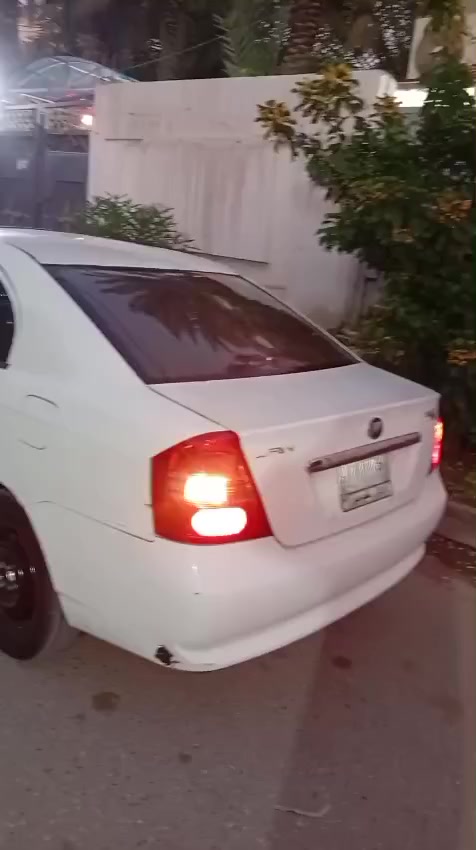 السلام عليكم ليفان مديل2013/ سياره جاهزه مكفوله من ضربه  بيه رشات صبغ مكينه وكير وحداديه وتخم تاير وتبريد وكهربايت كله جاهزه سياره بيه منضومه غاز شغاله تريد غاز تريد بانزين سياه رقم ذي قار بسمنه جاهزه للخير السعر 43 مكاني ناصريه مركز اتصل وبخدمتك، ***********
