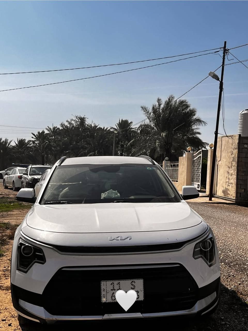 سلام عليكم
كيا نيرو 2024 هايبرد 
حادثهه جاملغ امامي 
وبارد شوية باب الصدر 
السعر ب 170 وبيهه مجال 
للاستفسار ***********
