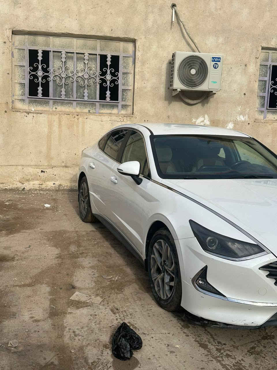 سياره سوناتا وارد  خليجي مديل20 مالت اقصاد استقطاع مباشر وراعيها موجود بغداد بشهر ال12 تصير حره مكينتها 2000 السياره كفاله بيها فقط بارد بل باب الخلفي صفحت الايسرى  العبري عاديه  مابيها مواصفاتت
سعر 172 وبيها مجال للشراي***********
