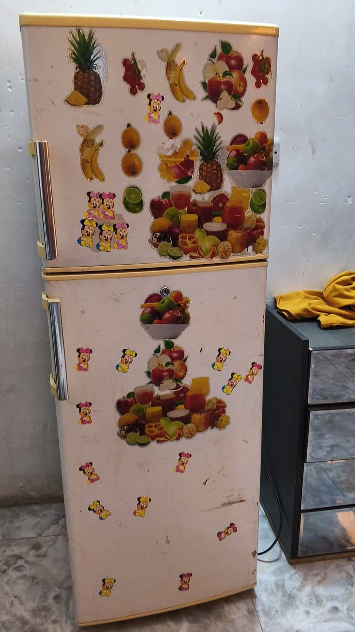 ا سلام عليكم ثلاجه وسط مستعمله شغاله تجميد وبروده فول نضيفه كل نقص مابيها تجي وتفحص سعره75 الف قفلها والبايسكل جديد رياضي مامستغدم سعره 75 قفله جديد بي بنجر فقط عنواني الدوره كراره *********** واتساب فقط متواجد
