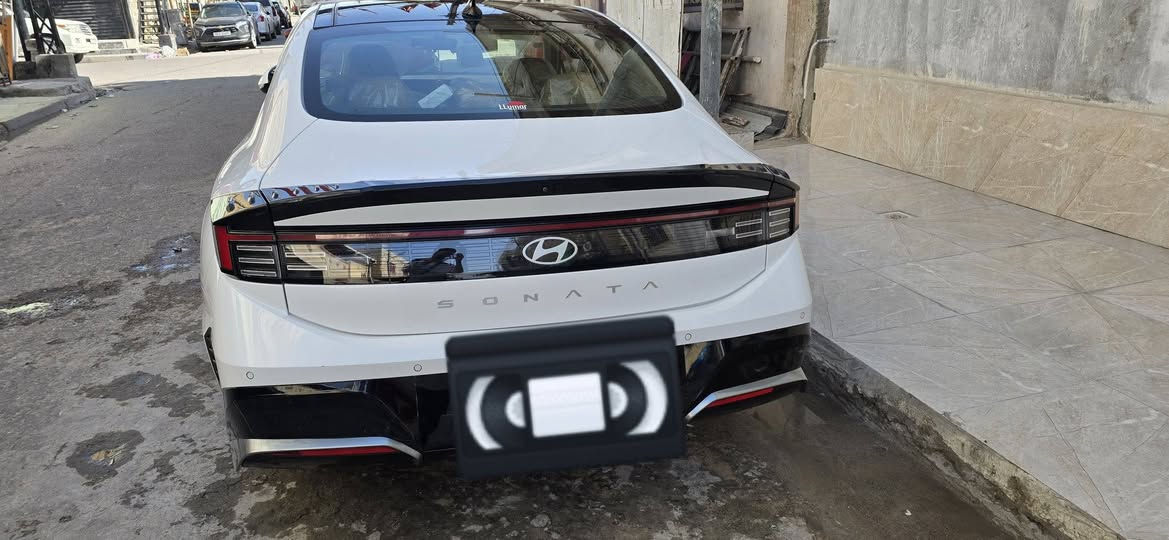 سوناته 2025 خليجي 
فول واحد على واحد 

كفاله عامه سياره من جميع النواحي 

رقم بصره بسمي تحويل ثاني يوم 

مواصفاتها معروفه ماحاجه اذكر بعد 

نقه مهمه قبل 15 يوم مغلفه نانو اصلي  ppf 
15 ورقه 

سياره ماشيه 38 زيرو بعدها بريحه الشركه واليبل مالها 

سعر خاص هاذ رقمي ***********
