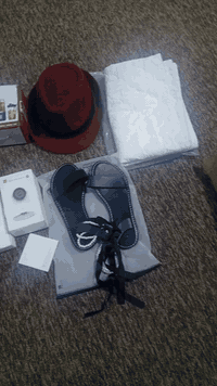 شلعه ١١ قطعه سعره ب ٣٠ وتوصيل مجاني لجميع محافظات العراق القطع اكبار وكدامكم ملابس ع حذاء ع زوج وجه مخاد وياه خلاط الكاميرا ماعرف اشغله ابيعه وياهم فحم الي يريده يتواصل ع الخاص


**إذا كنت صاحب هذا الإعلان وتريد حذفه لأي سبب، رجاءا أرسل رسالة إلى الدعم الفني**