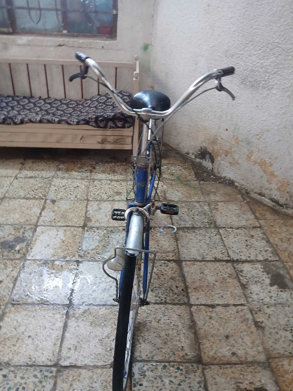 السلام عليكم 
للبيع حجم ٢٦ 
بريكات امامي وخلفي وجاملغات
 كامل مكمل السعر ٦٠ بي مجال 
عنواني بغداد حي الجهاد 
لأستفسار ***********
