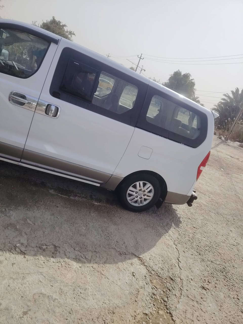 السلام عليكم
ستاركس للبيع
موديل 2016 مفتوح
رقم بابل انكليزي مداور ثاني يوم مصفره هيئه وضريبه وغرامات
مكينه إستوني شادهاا خير من الله
حداديه تخم تاير ويل 16 دبلو
تلبيسه خلية نحل وسفريات إستوني شادهن
درع خلفي 
سياره مابيهاا لاضربه ولاصبغ ولاتبديل بيهاا بارد بسيط فقط
مكاني ديوانيه
السعر 180 بيهاا مجال بسيط للشراي
*********** واتساب موجود
