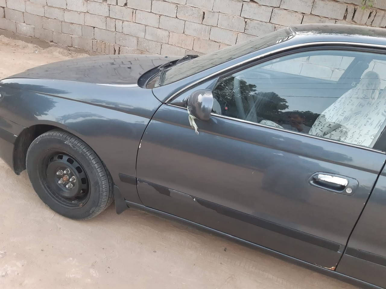 السلام عليكم كرونه للبيع موديل 95 سياره مكفوله من ظربه وكص ونقل جثه باسمي سنويه 27 
السعر 52 وبيه مجال 
***********
