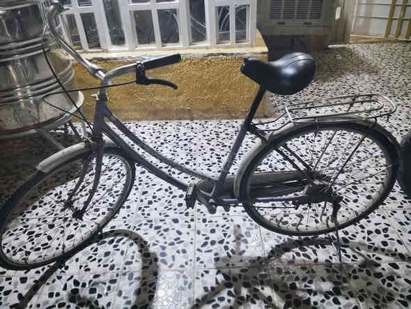 بايسكل للبيع حجم ٢٦و بس 50الف  مكان ديالى هذا رقم ***********
بايسكل للبيع حجم ٢٦ ديا
