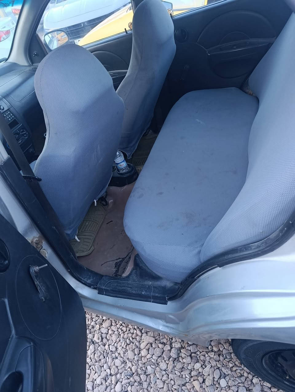 ا
سلام عليكم 
افيو 2006
رقم بابل انكليزي سنويه لل 2030 هزه جديده 
مكينه كير كفاله 
صبغ حزام بدون قماره وتكم 
السعر 40 وبيهه مجال 
***********
