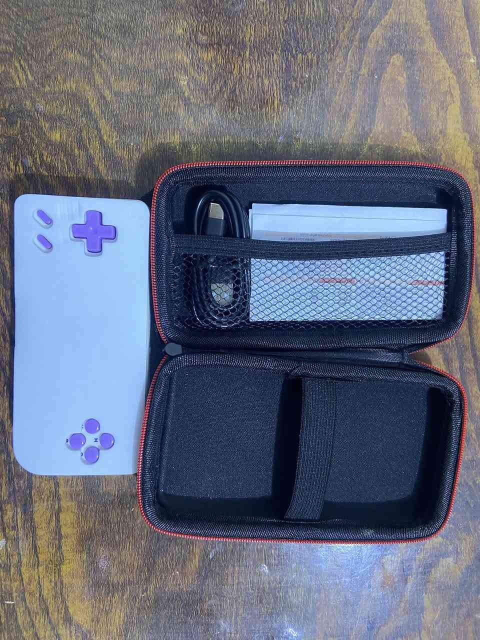 السلام عليكم

جهاز العاب صغير  جديد غير متسخدم اجه وياه جنطه بي محاكيات كلش هواي psp وبلي ون ونته نازل بي العاب خير من الله 

السعر 25 

توصيل متوفر


**إذا كنت صاحب هذا الإعلان وتريد حذفه لأي سبب، رجاءا أرسل رسالة إلى الدعم الفني**