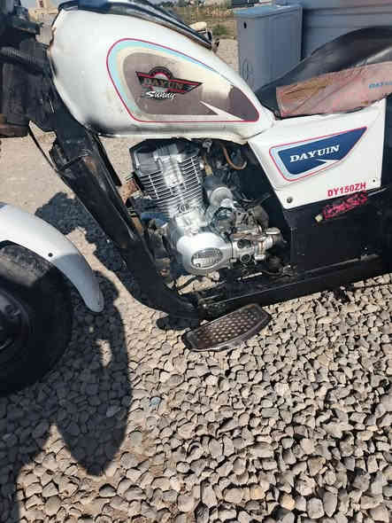 سلام عليكم ستوته للبيع مكينه بعتهي عل سحك بدهن شركه جاهزه مانقصه برغي 🔩 كهرباءيات كله شغاله بديه نضيف شاصيه كلش نضيف موديل 2021 اوراق مكمركه  كفاله عامه تجي وتفحص شرط شلعه ومعدل ستوته مامتعوبه على يدي مزوده شوته رياضي وكابريتر رياضي وكسله جديد ولكردن بعده جسه  مكان 📍شطره بني زبد  ستوته مال خبزه وعلي سعر 1650 وبيه مجال للطيبين واني خادم رقم تلفون ‏‪***********‬‏
