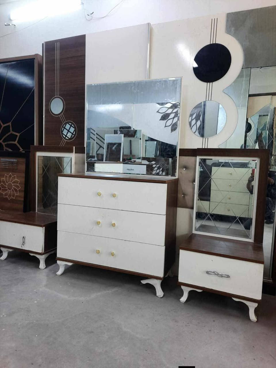غرفه اسلايت اخت الجديده 7قطع 475مع شد ونقل واصل&& للحجز خاص


**إذا كنت صاحب هذا الإعلان وتريد حذفه لأي سبب، رجاءا أرسل رسالة إلى الدعم الفني**