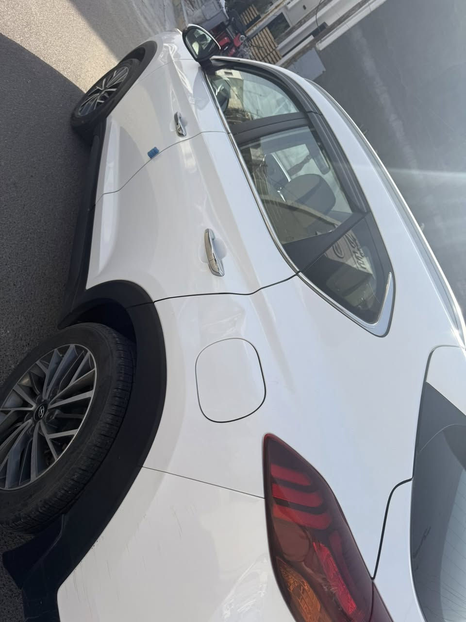 سلام عليكم
توسان موديل 2020 خليجي                             ماشية 80 الف.                                                   فول عدا الفتحة                                                  مبدل بيها بنيد نفس اللون وبقية الضربات موضحة بالصور.                                السعر 19 الف دولار وبيها مجال.                     ***********
