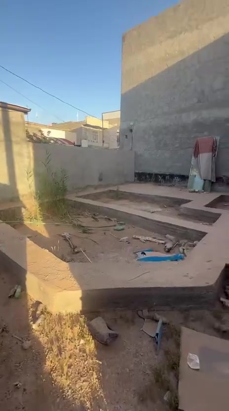 قطعه للبيع مساحه ١٢٠ متر واجها ١١ متر 
طابو زراعي سند ٢٥ كافه الخدمات تبليط مجاري ماء كهرباء 
عنوان كربلاء طويريج حي الصناعه الزراعي 

للاستفسار الاتصال على الارقام 
مجيد ابو امير  ***********
احمد الربيعي ***********

أو زورو موقعنا 📍
طويريج/ حي الضباط / مكتب عقارات الهنديه
