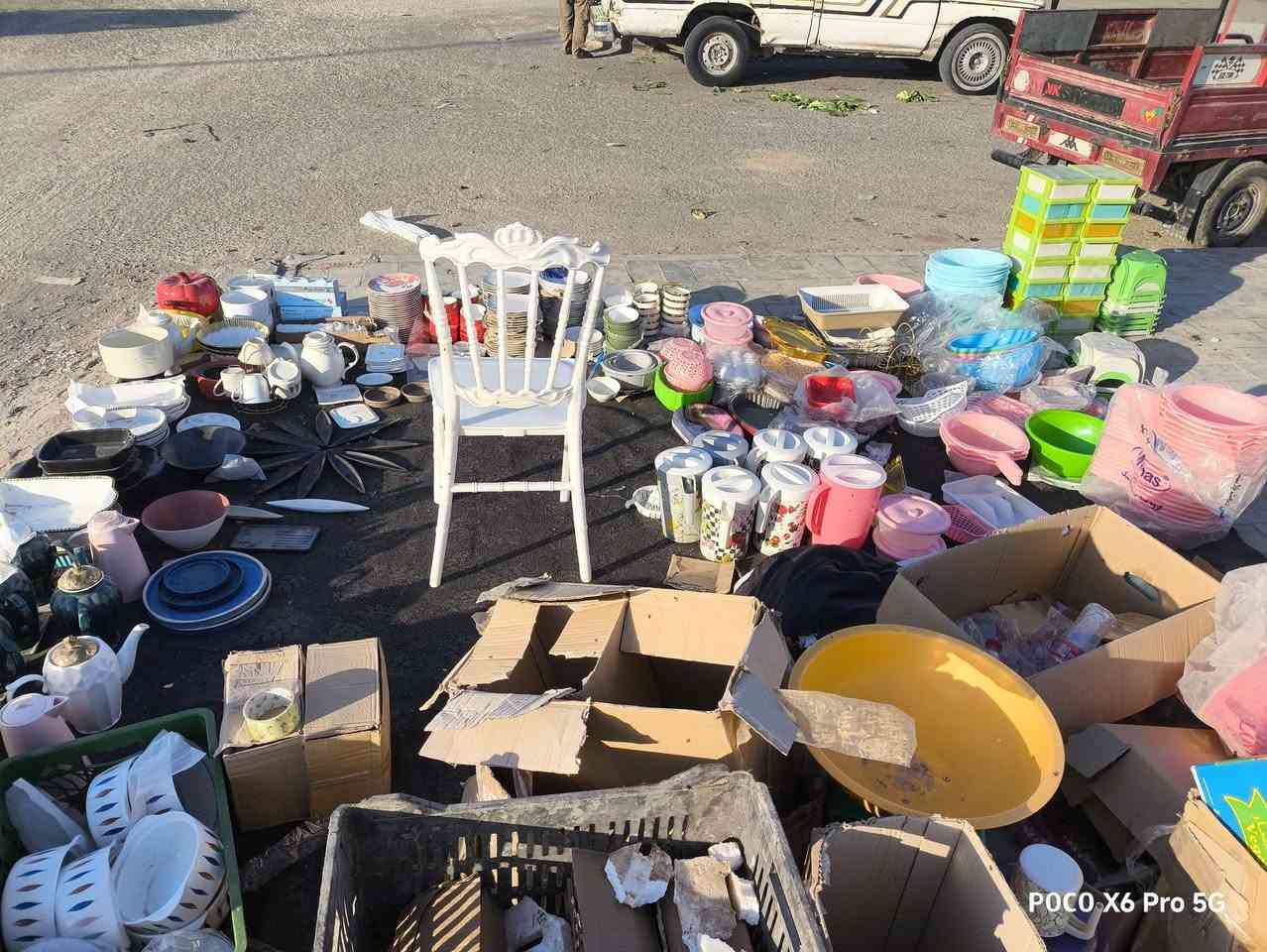 السلام عليكم للبيع شلع سعر مناسب 
مكاني العماره القادسيه ***********
بيه واتساب ومتواجد خاص
