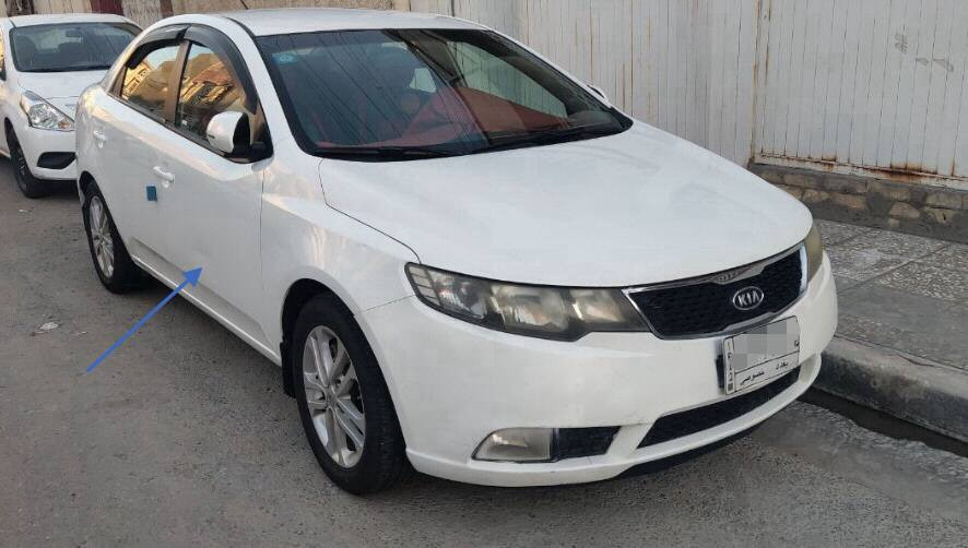 سيراتو 2013 رقم بغداد كير ومحرك مكفولات
السيارة بدون صبغ فقط تبديل باب خلفي عكس السائق ومطابق 100% نفس اللون وبيها بارد بسيط مؤشر بالسهم الازرق وبالدوسة ماشية 249 الف
كير 6 نمر وحساسات خلفية مري شفط 
شفتات كير وتحكمات ستيرن وشاشة داخل نظيف جدا.
السيارة بأسمي *********** بغداد الدورة . 
السعر 106 وبيها مجال .
