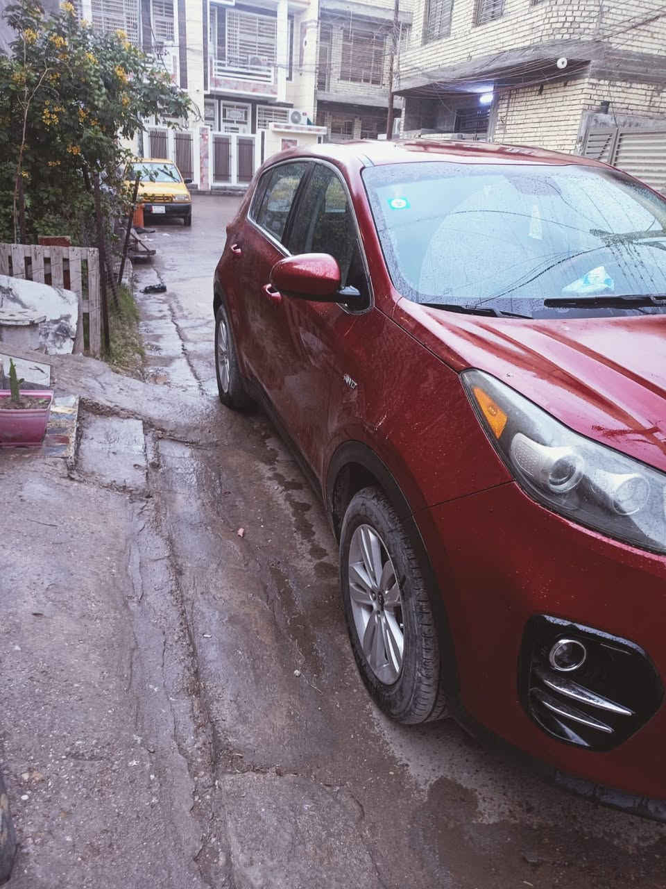 سبورتج موديل 17امريكي 
 حادث سطحي بدون دواخل كفاله لغد شاصي
 حجم المكينه  2400 
كير atالمرغوب 
 نص مواصفات مواصفات 
تشغيل عن بعد 
تبريد قطعتين 
فور ويل درايف
3  مودات قياده 
مانع انحدار 
شاشه وسط 
تحكم ستيرن جهتين 

تبريد تدفئه ويه السويج  شغال سنوية 2030 بااسمي شرط التحويل بغداد السياره نضيفه وكشرهه صافي مكاني بغداد اخوان التفاصيل كلهه مذكوره ***********
