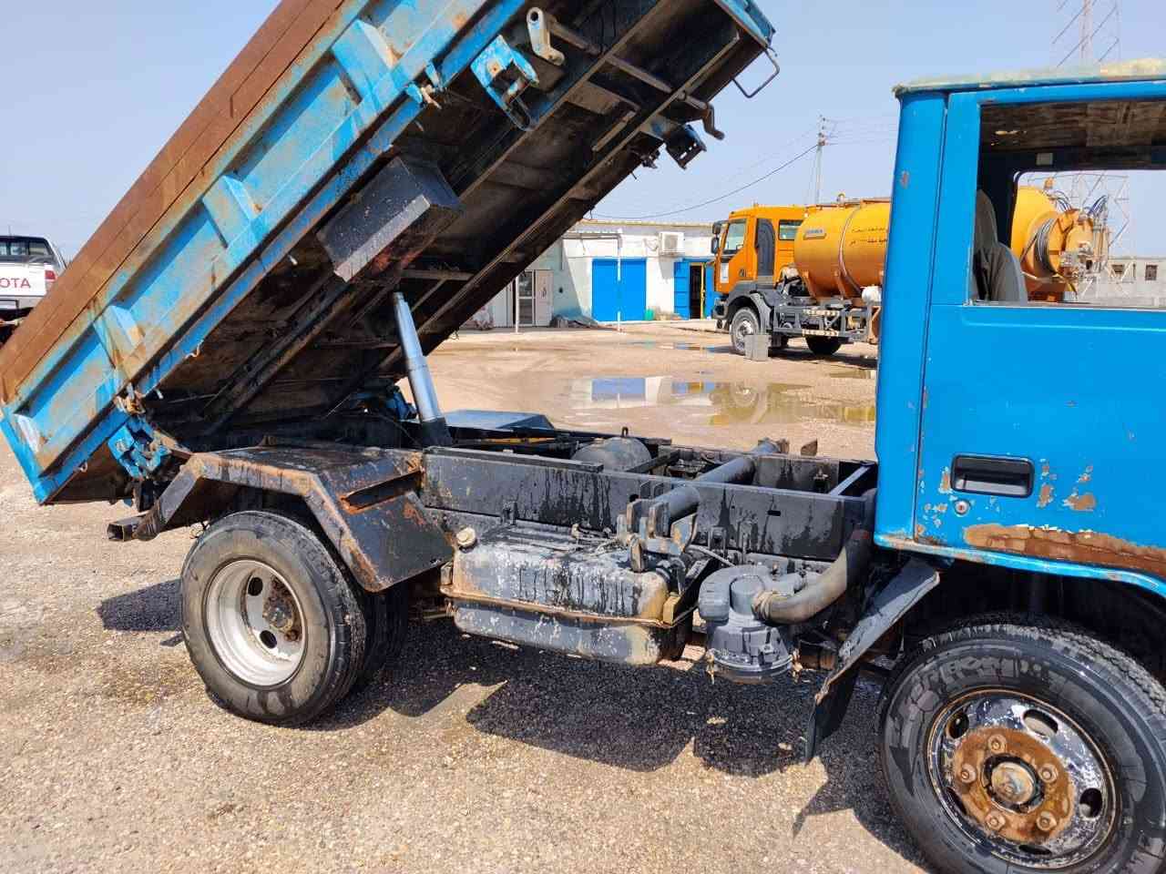 كنتر عظم للبيع مكفوله شاصي وگير ومحرك لاتبخير ولا تنقيص رقم بصره وياها قماره جديده مديل 2000 سعرها 75 ورقه مكاني البصره _القرنه للأستفسار ***********
