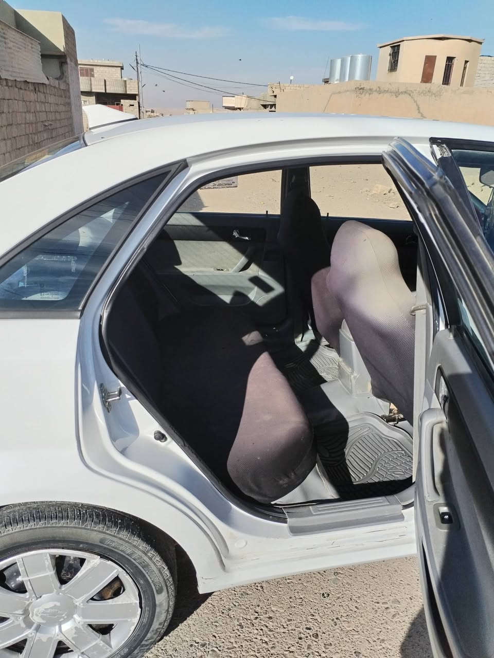 اوبترا 2012 بدون ضرر رقم دهوك جديد سنوية جديد اني الشرعي كوبون بانزين الاكتروني السعر 90$بيها مجال شي قليل شرط التحويل
مكان موصل ناحية زمار ***********
