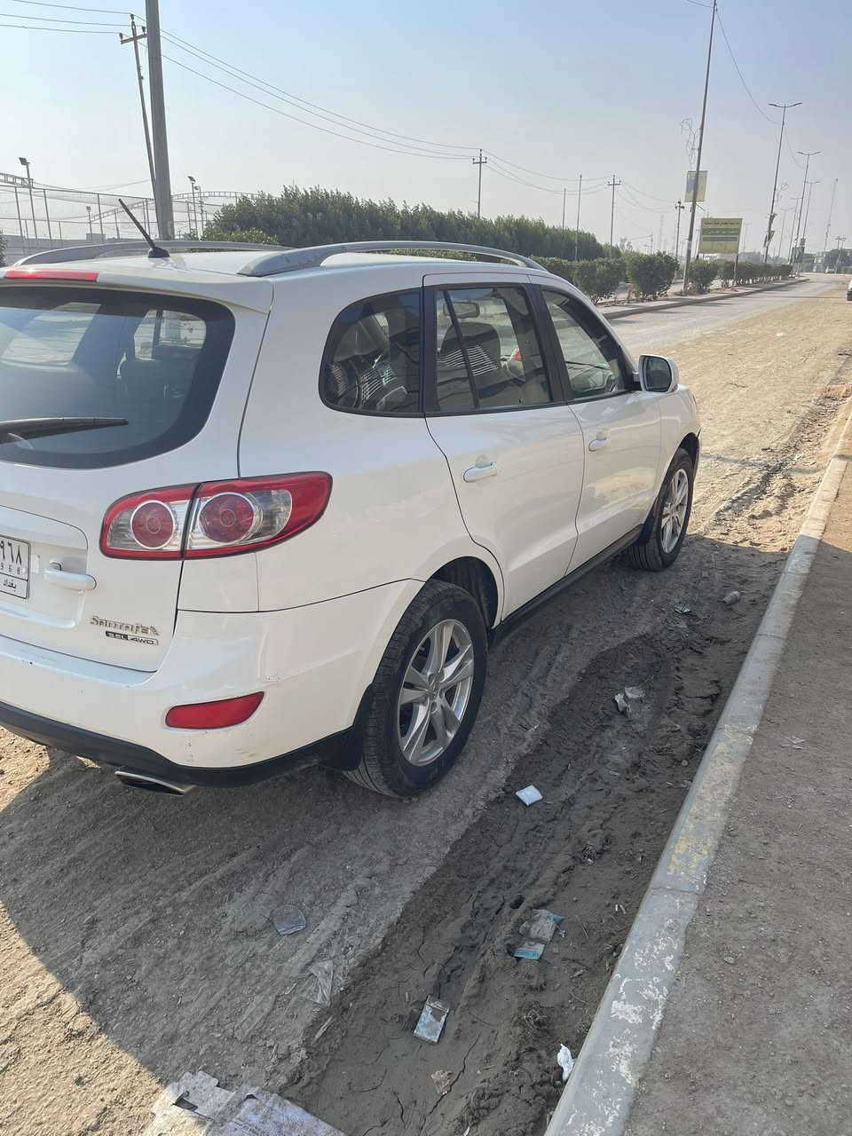 السلام عليكم 
سنتافي موديل 12 الشركه العامه كفاله عامه 
3 قطع تبريد مكينه 6 مامفتوحه ماشيه 260 حقيقي السعر 165 وبيه مجال لاستفسار ***********
